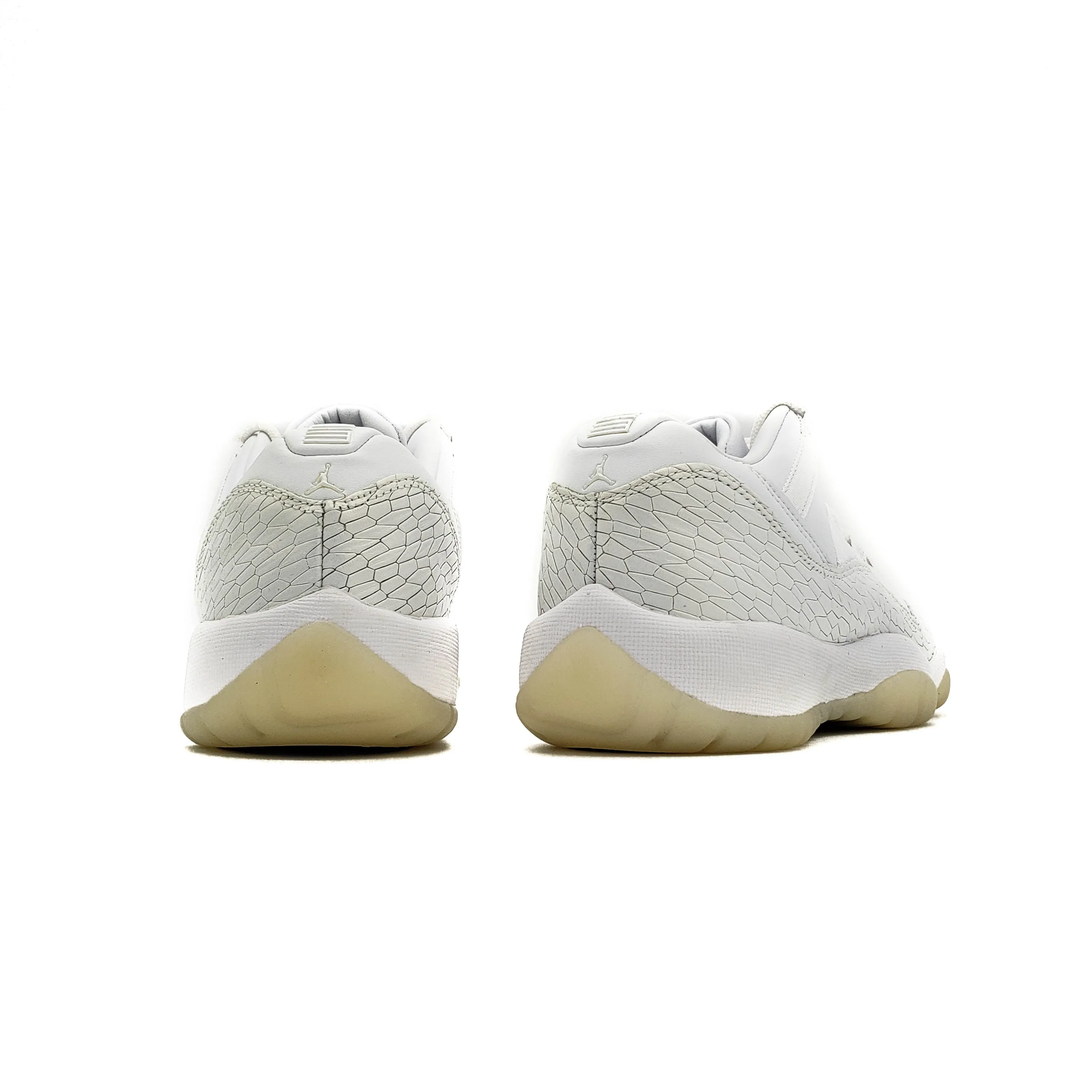 AIR JORDAN 11 HEIRESS PURE PLATINUM 2017