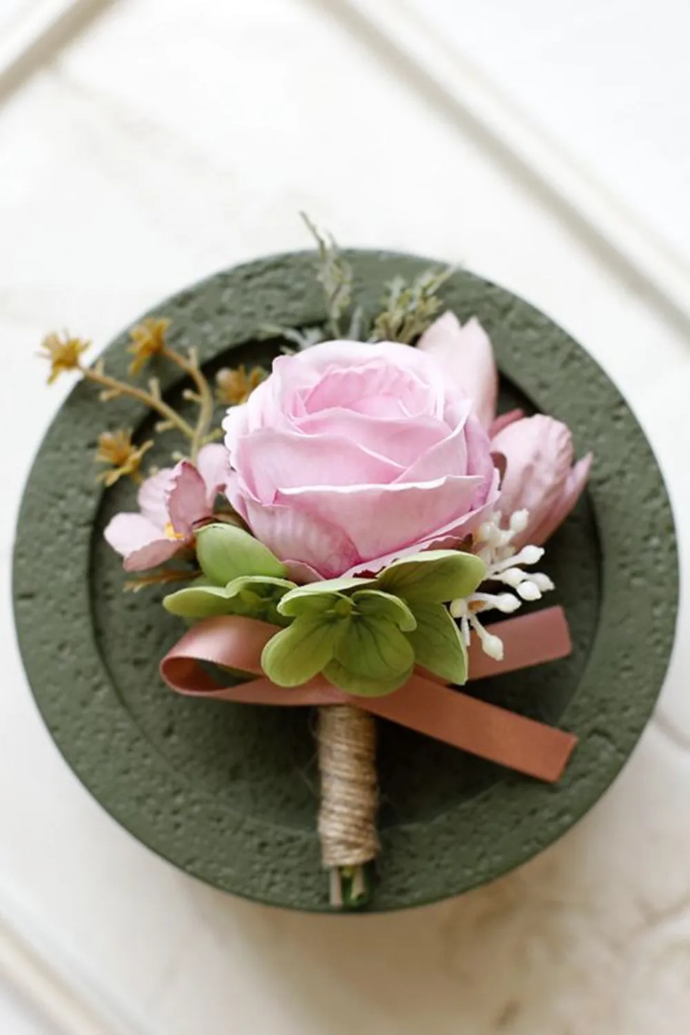 Apricot Prom Wrist Corsage and Men‘s Boutonniere For Wedding