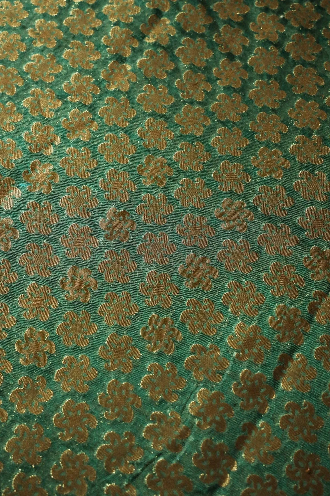 Bottle Green Floral Motif Pure Net Gold Zari Banarasi Jacquard Fabric