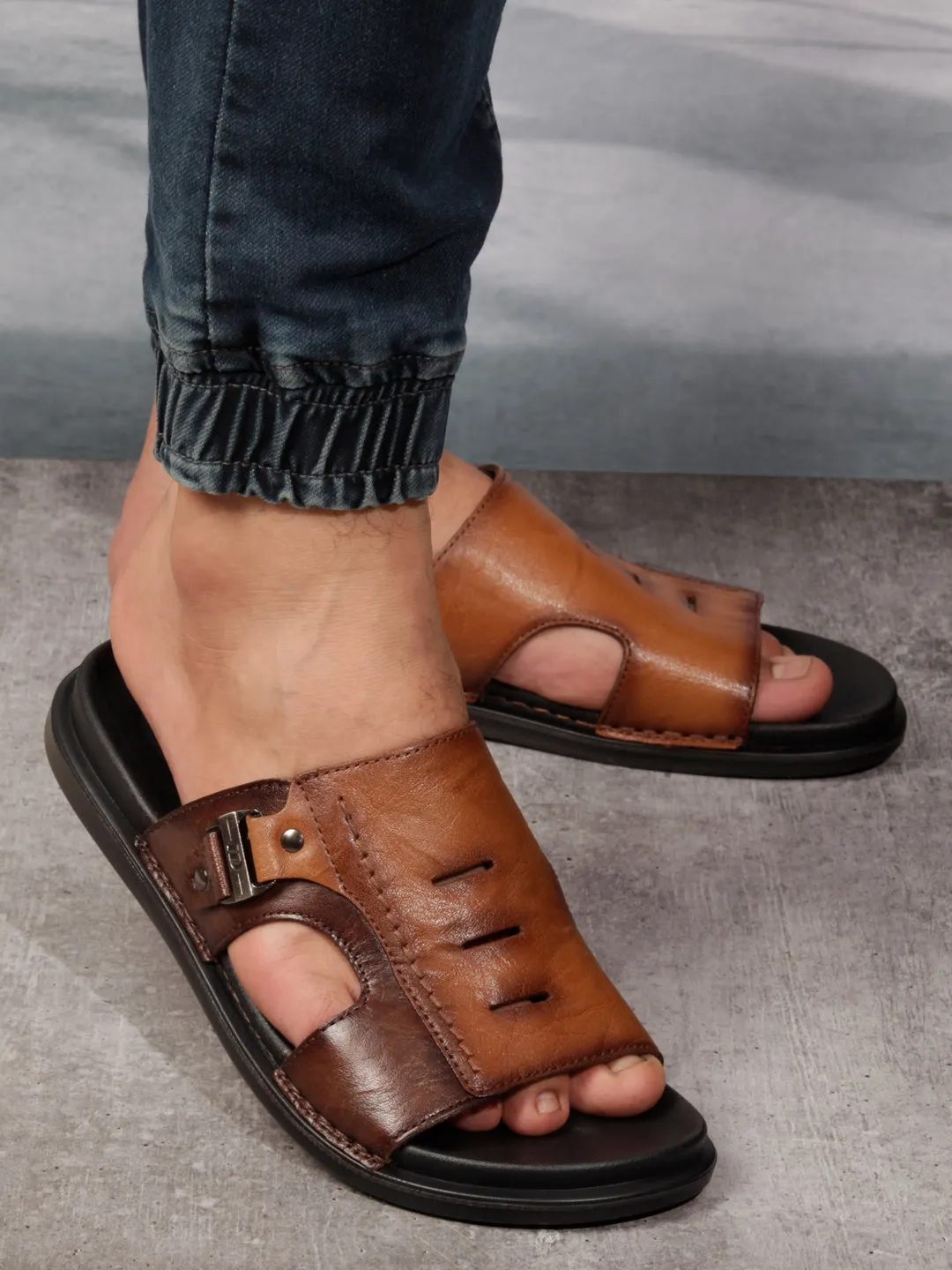 Men Tan-Brown Sandal / Slipper (ID4222)