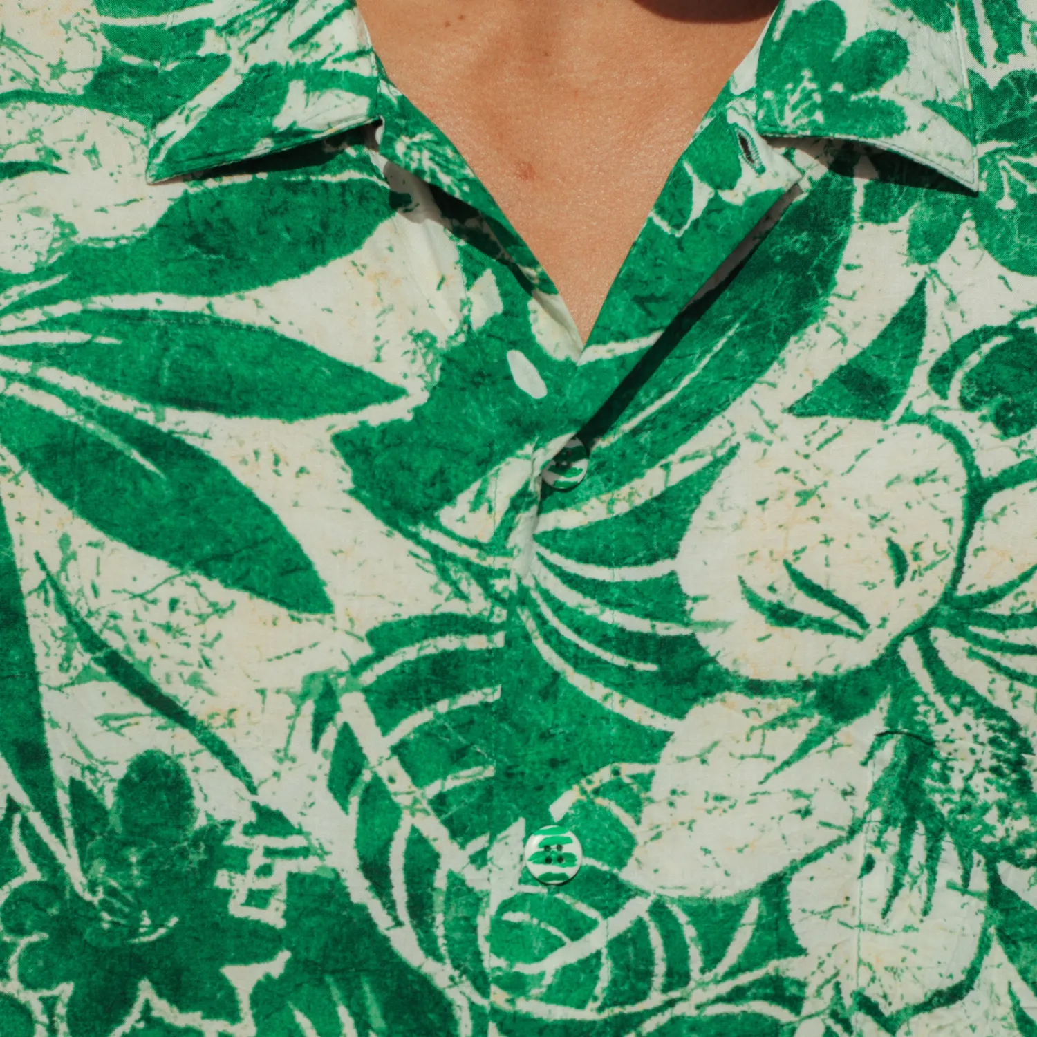 Men's Retro Shirt - Koa Green